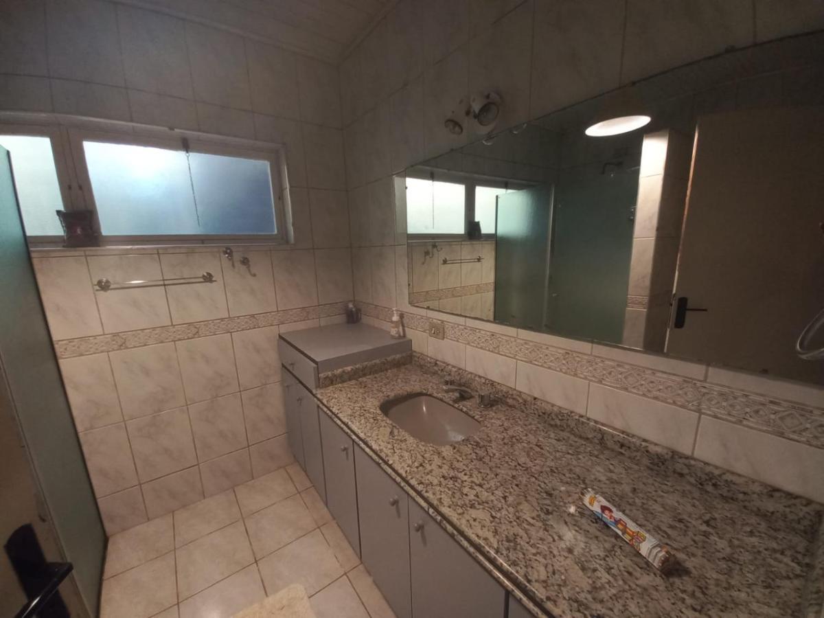 Chacara Em Condominio A Beira Da Represa Para Locacao Familiar Ibiuna Ngoại thất bức ảnh